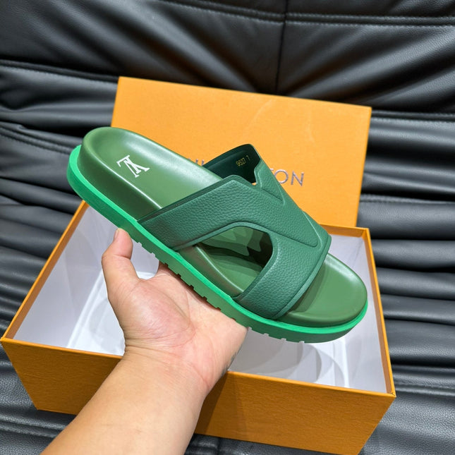 LV OASIS MULE IN SEA GREEN CALFSKIN