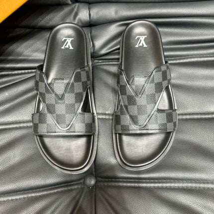 LV OASIS MULE IN BLACK DAMIER CALFSKIN