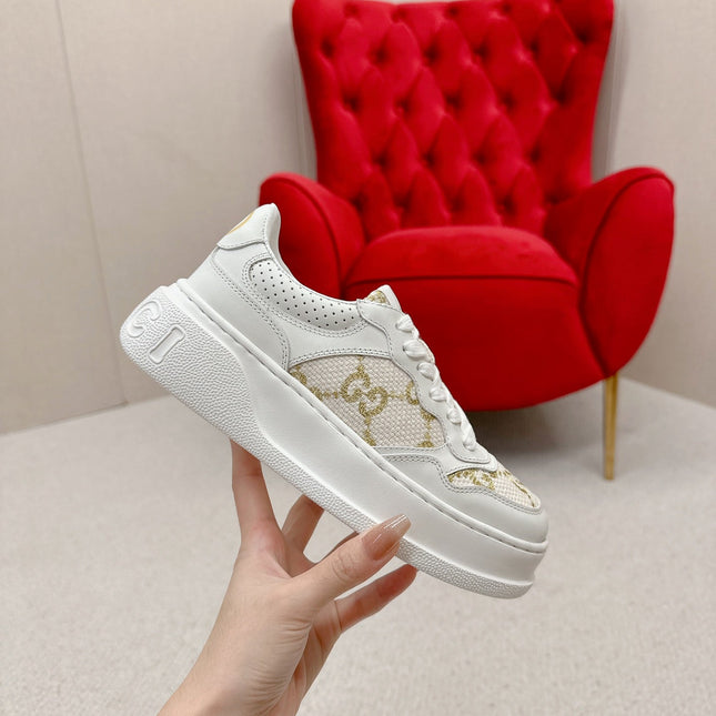 GG TRAINER WHITE CALFSKIN WITH PATTERN