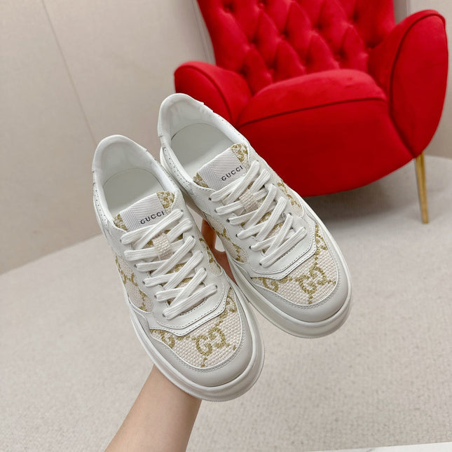 GG TRAINER WHITE CALFSKIN WITH PATTERN