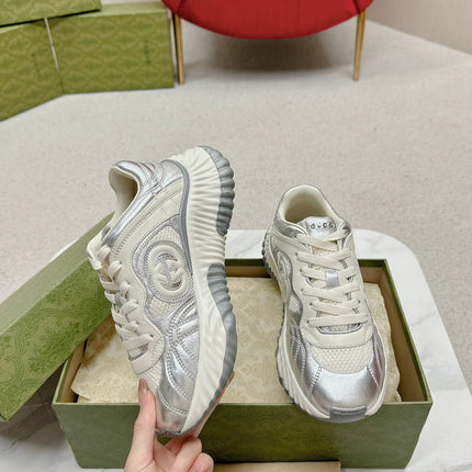 GG RIPPLE TRAINER LIGHT SILVER LAMBSKIN
