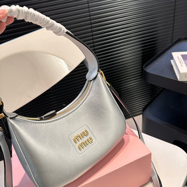 HOBO 22 BAG IN SILVER CALFSKIN