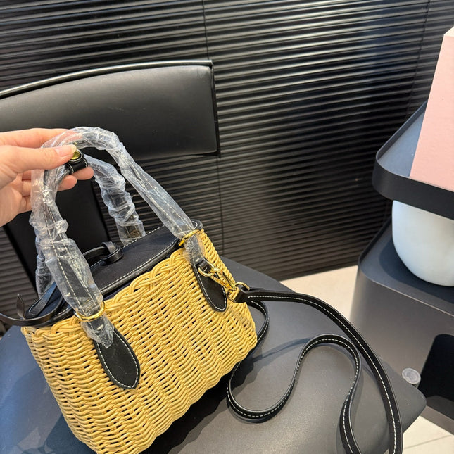 BASKET BAG 18 IN BROWN BEIGE WICKER AND BLACK CALFSKIN TRIM