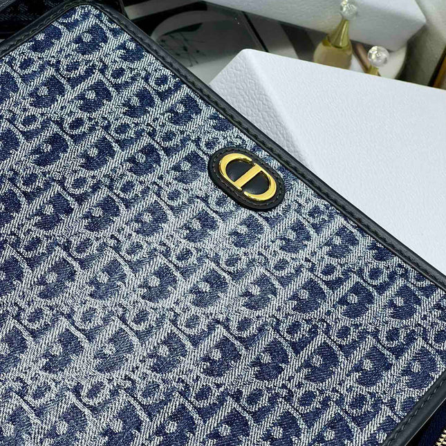 BOOK TOTE 26 IN BLUE MONOGRAM OBLIQUE JACQUARD