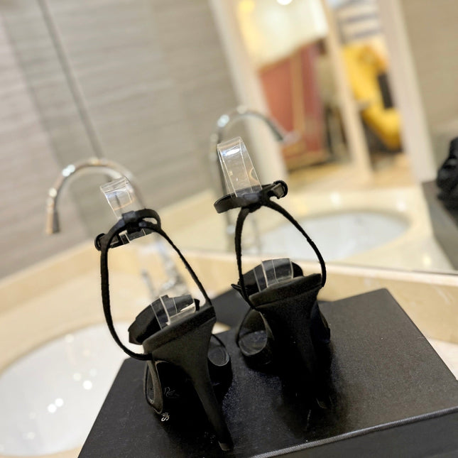 SL IVY FLORAL HEEL SANDALS BLACK SATIN