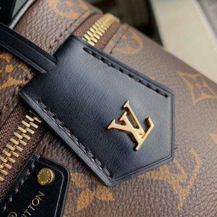 VANITY CHAIN POUCH 19 MONOGRAM REVERSE CANVAS