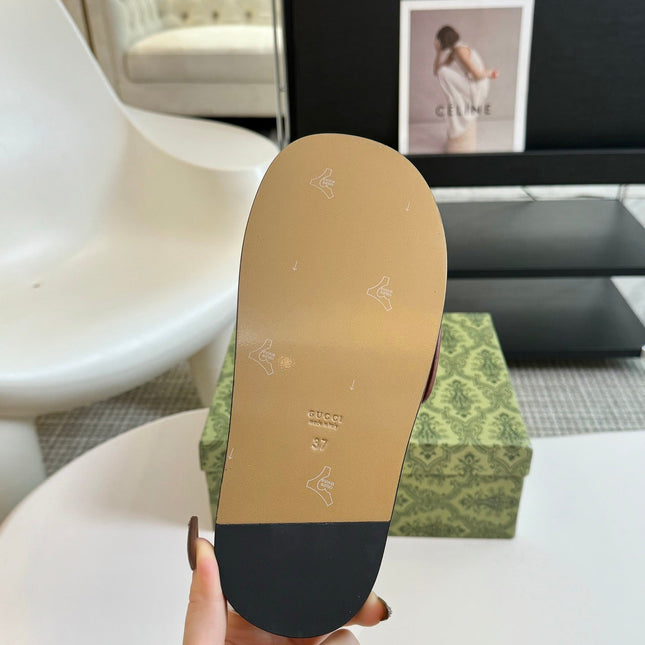 WOMEN'S SLIPPER IN BRONZE BROWN CALFSKIN WITH GOLD HARDWARE