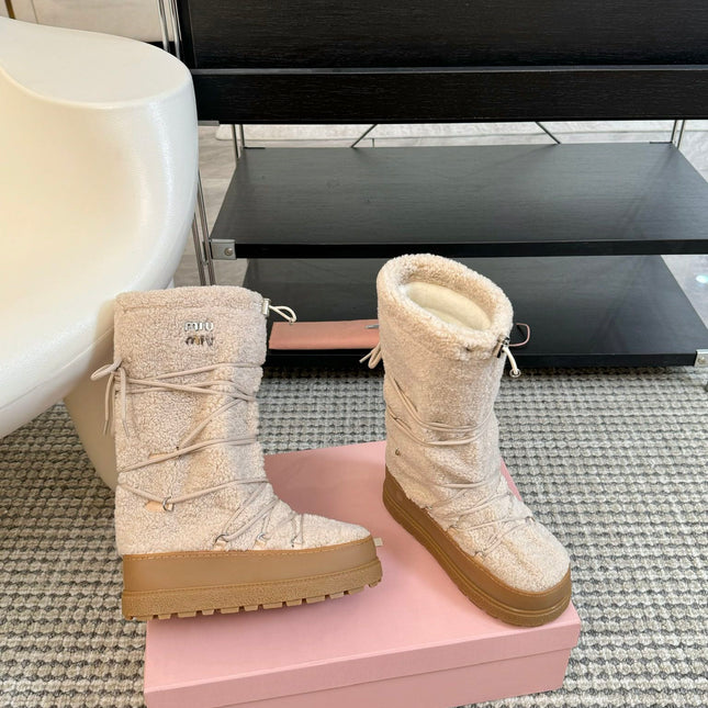 SNOW LONG BOOTS IN COSMIC LATTE SHEARLING