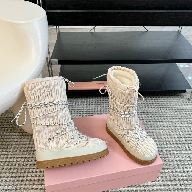 SNOW LONG BOOTS IN COSMIC LATTE WRINKLED NYLON