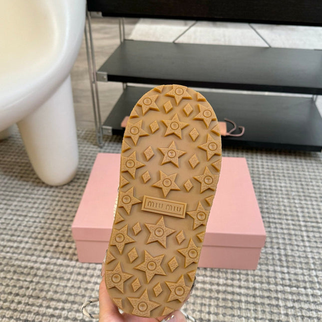 SNOW ANKLE BOOTS IN BLACK WRINKLED NYLON