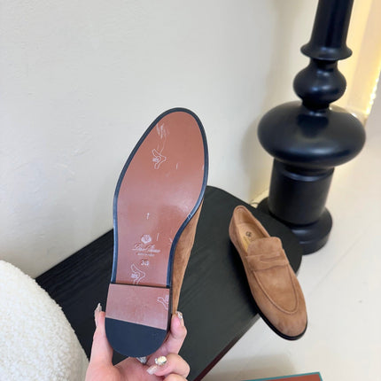 CLASSIC LOAFERS IN TERRACOTTA SUEDE