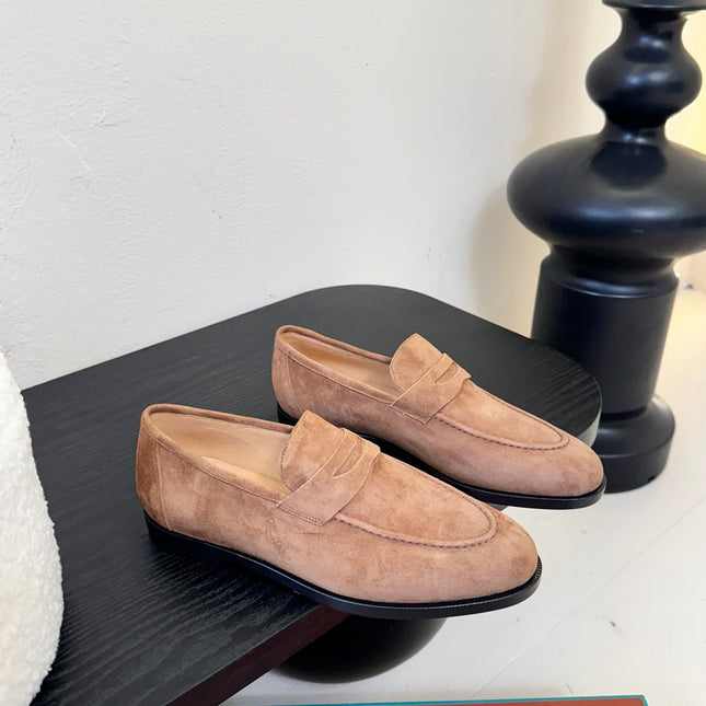 CLASSIC LOAFERS IN TERRACOTTA SUEDE