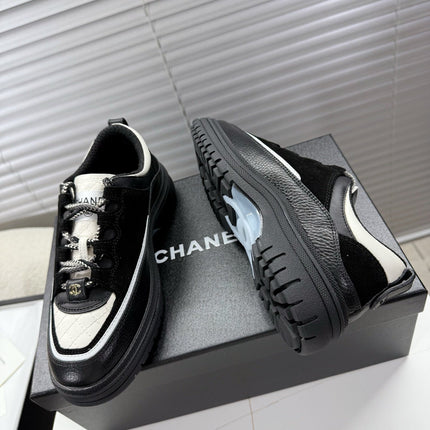 CHANEL 25S SNEAKERS 35MM IN BLACK AND WHITE CALFSKIN