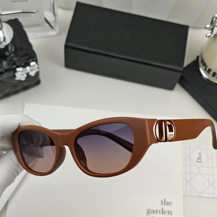 MONTAIGNE SUNGLASS 25135 IN ACETATE