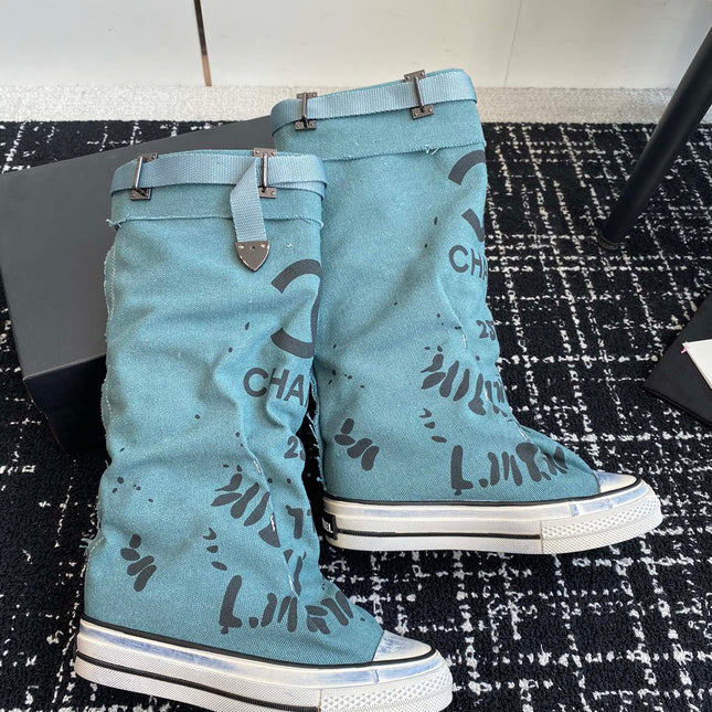 HIGH BOOTS IN SAPPHIRE BLUE CANVAS