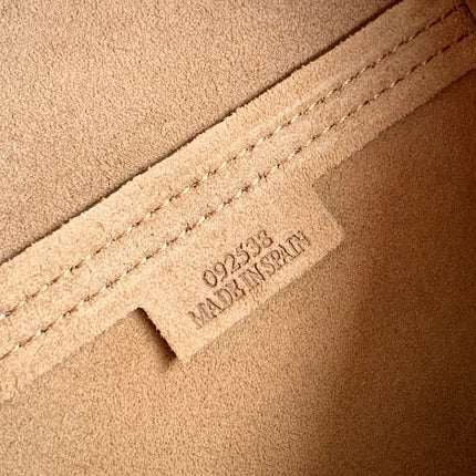 LOEWE 25S PUZZLE FOLD BAG 31 IN TAUPE NAPPA COWHIDE LEATHER