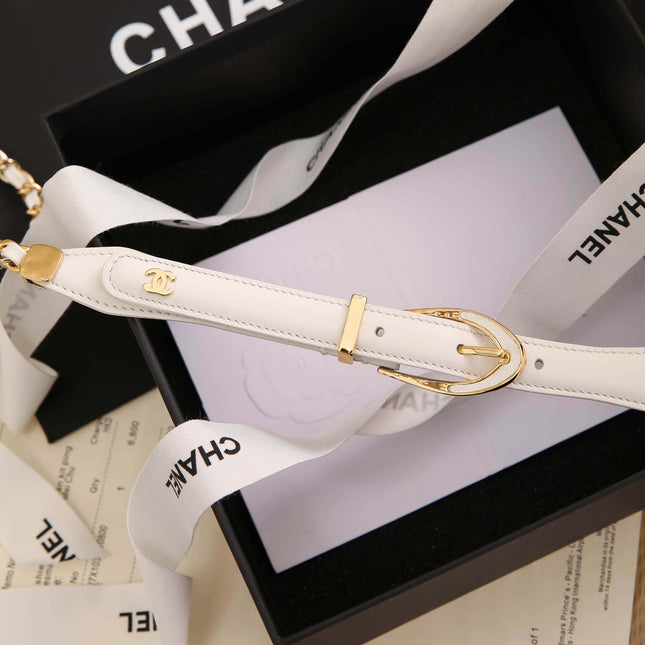 CC CHAIN BELT WITH GOLD HARDWARE AND WHITE CALFSKIN