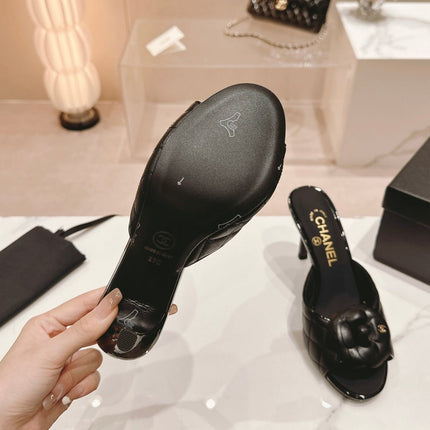 Double C New Camellia High Heel Black