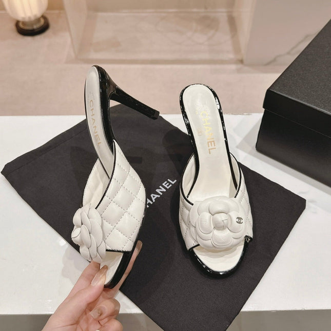 Double C New Camellia High Heel White
