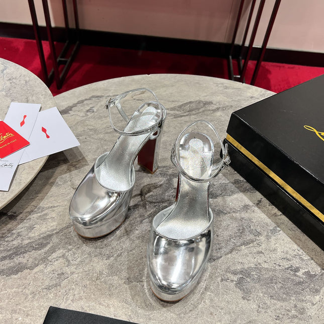 LOO PUMPS 130MM IN SILVER-TONE PATENT CALFSKIN