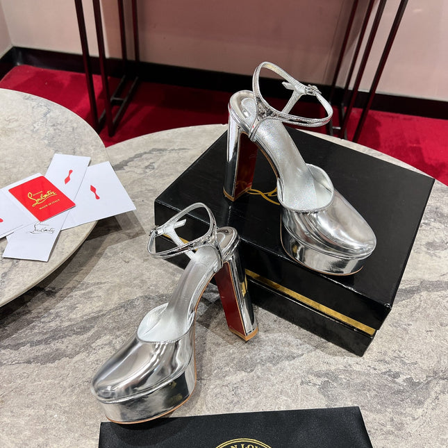 LOO PUMPS 130MM IN SILVER-TONE PATENT CALFSKIN