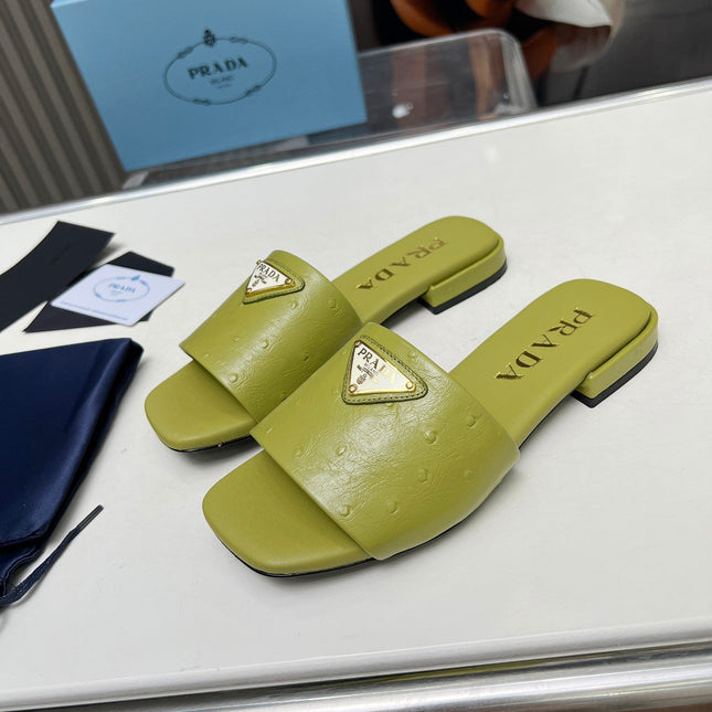 PRA SAFFIANO PATENT SLIDES OSTRICH MOTIF PEAR CALFSKIN