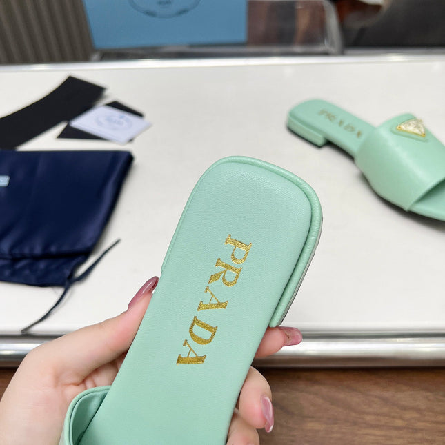 PRA SAFFIANO PATENT SLIDES OSTRICH MOTIF SEAFOAM CALFSKIN