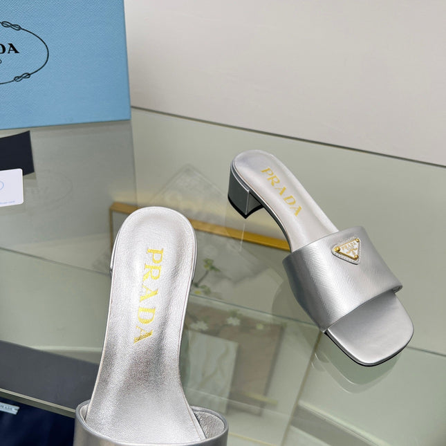 PRA EMBROIDERED SLIDES 40 SILVER CALFSKIN