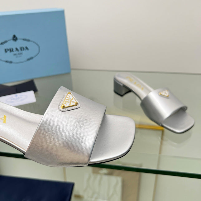 PRA EMBROIDERED SLIDES 40 SILVER CALFSKIN