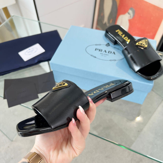 PRA SAFFIANO PATENT SLIDES BLACK CALFSKIN