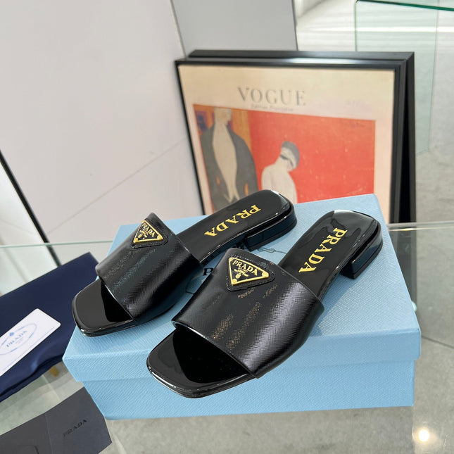 PRA SAFFIANO PATENT SLIDES BLACK CALFSKIN