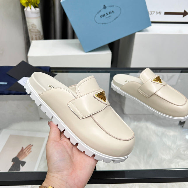 SABOTS MULES BEIGE CALFSKIN