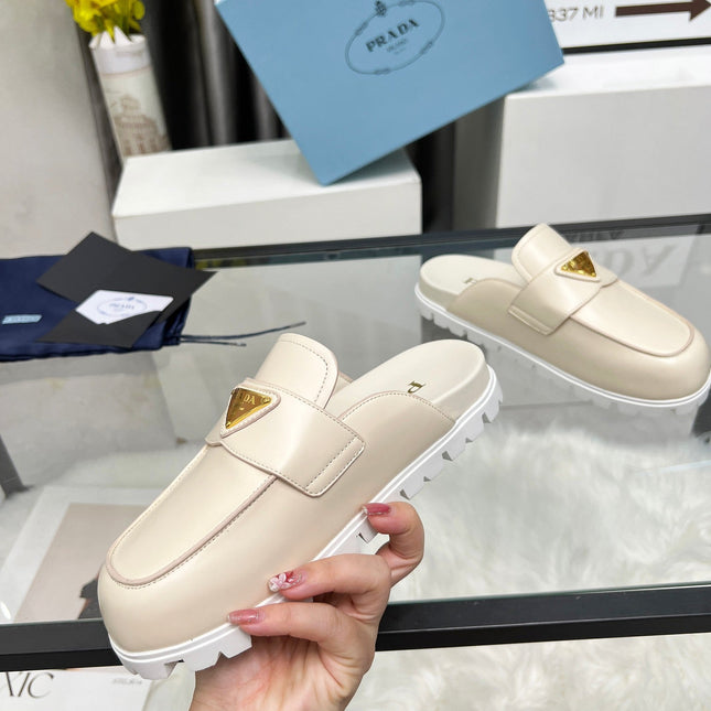 SABOTS MULES BEIGE CALFSKIN