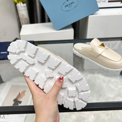 SABOTS MULES BEIGE CALFSKIN