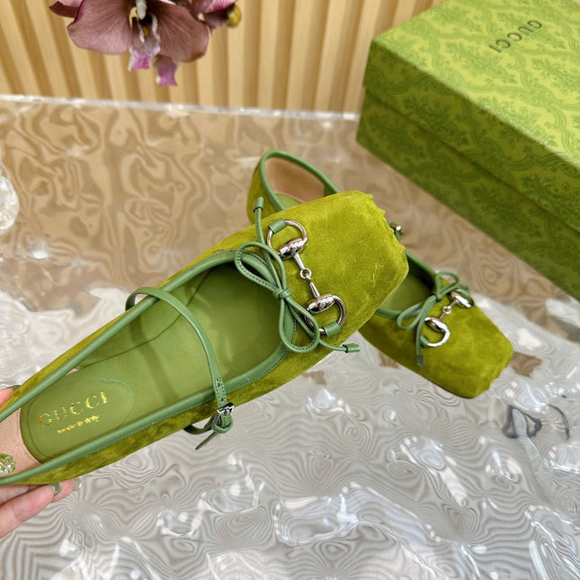 BALLET FLAT IN OLIVE GREEN SUEDE WITH SILVER HARDWARE