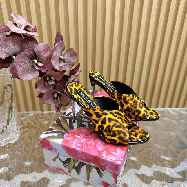 DG 100MM IN YELLOW FOOTWEAR – LEOPARD PRINT SATIN MULES