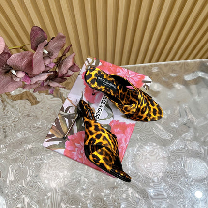 DG 100MM IN YELLOW FOOTWEAR – LEOPARD PRINT SATIN MULES