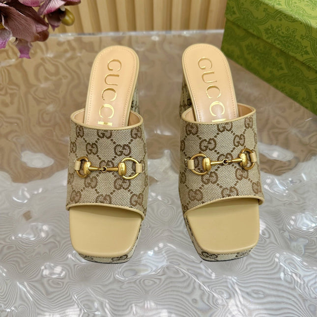 HORSEBIT SLIDE SANDAL IN ECRU BEIGE MONOGRAM CANVAS AND SHEEPSKIN LINING