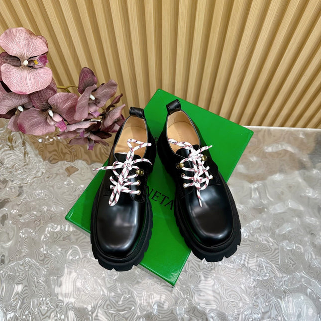 HADDOCK LACE-UP SHOE IN BLACK CALFSKIN