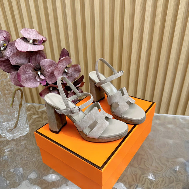 JAZZ 90 SANDAL IN PASTEL GRAY SUEDE