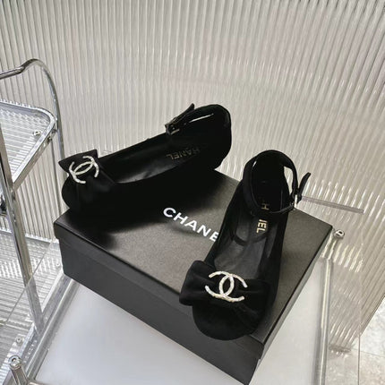 BOW MARY JANE SHOES IN BLACK VELVET