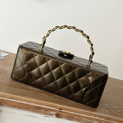 VINTAGE COSMETIC BAG 22 IN MIKADO SHINY CALFSKIN GOLD HARDWARE
