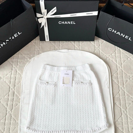 Chanel 25P Mini Skirt White Tweed 237298