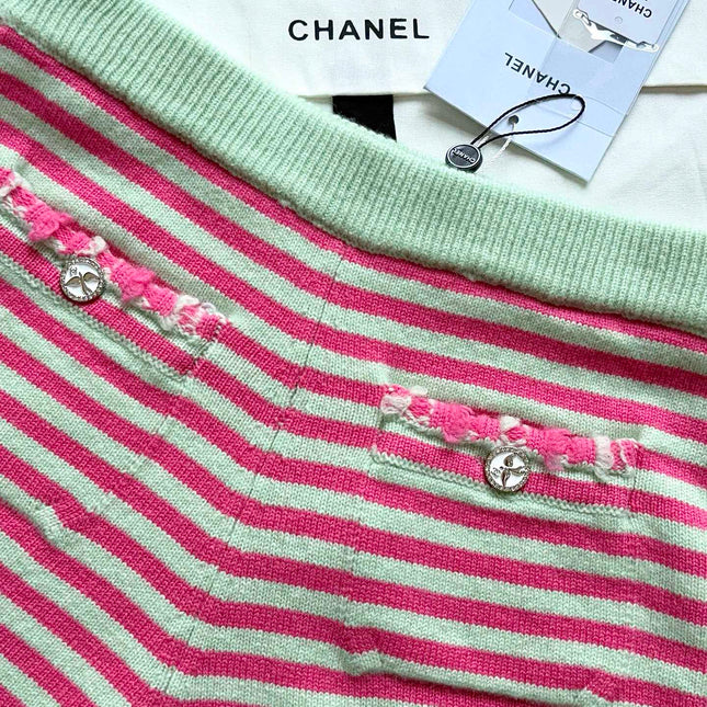 Chanel 25P Shorts Pink Mix Green Cashmere 237317