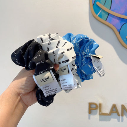 WHITE WRINKLED FABRIC SCRUNCHIE 358224