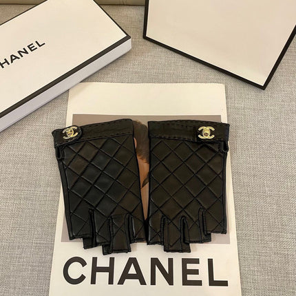 FINGERLESS GLOVES IN BLACK SHEEPSKIN 463845