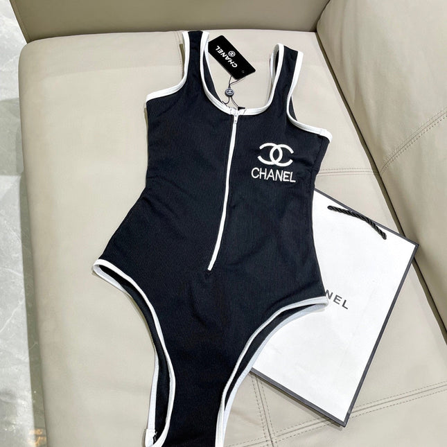 CC BIKINI SWIMSUIT SET IN BLACK AND  WHITE TRIM 604255