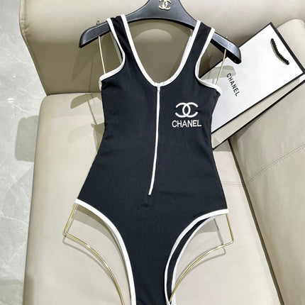 CC BIKINI SWIMSUIT SET IN BLACK AND  WHITE TRIM 604255