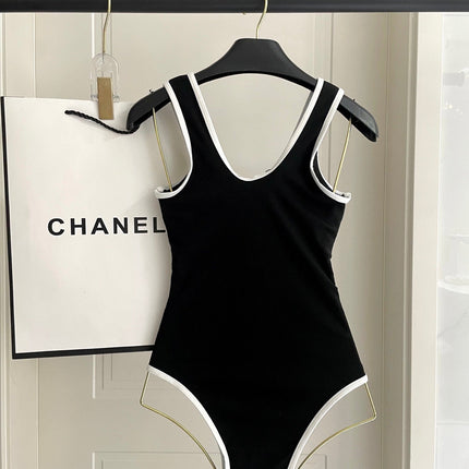 CC BIKINI SWIMSUIT SET IN BLACK AND  WHITE TRIM 604255