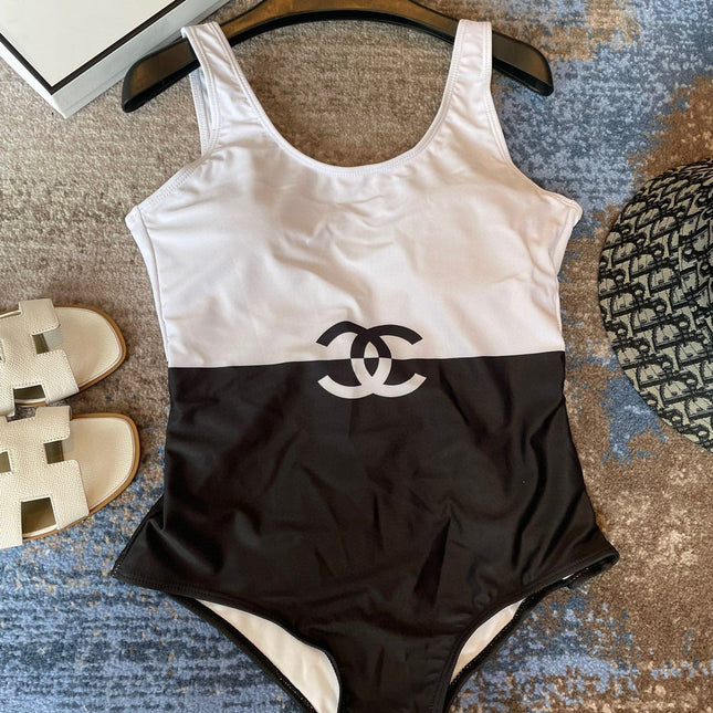 CC BIKINI SWIMSUIT SET IN BLACK AND WHITE 613717